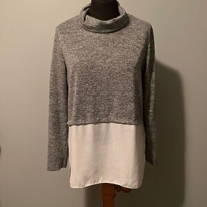 Atmosphere Women's White and Gray Layered Cowl Neck